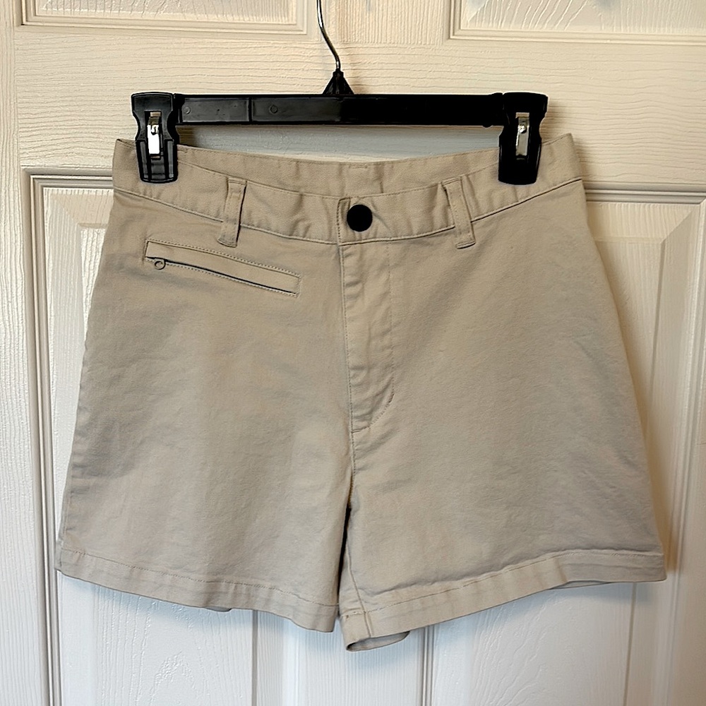 Patagonia Women's khaki/Beige Shorts Size 4